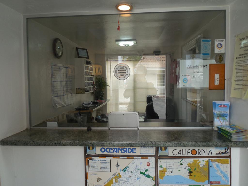 Coast Inn 欧申赛德 外观 照片
